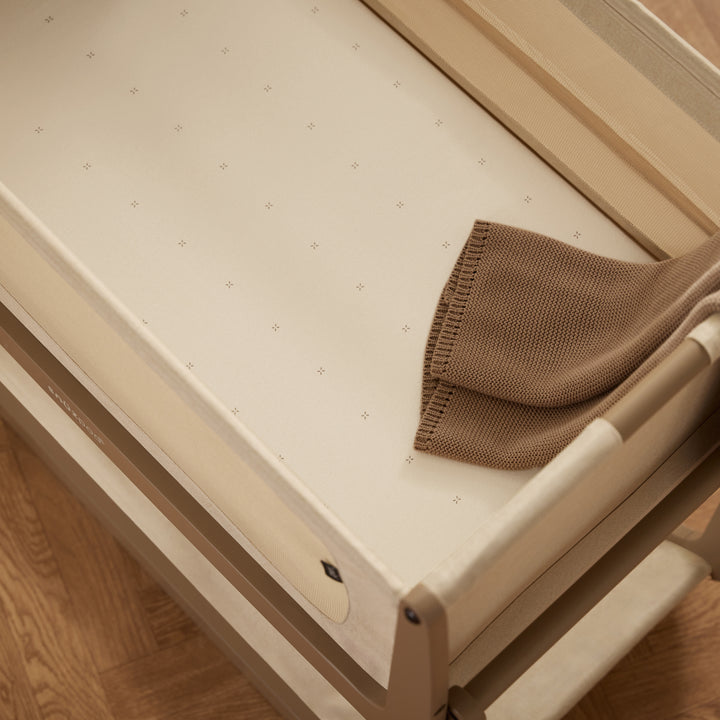 حزمة 2 ملاءات ملائمة - SnuzPod ومهد