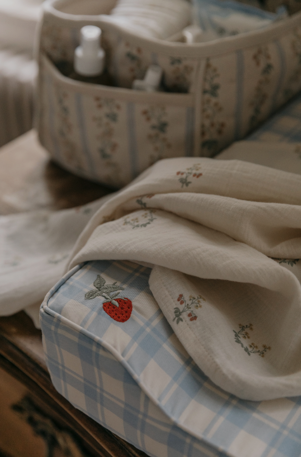 Muslin Swaddle - Seersucker